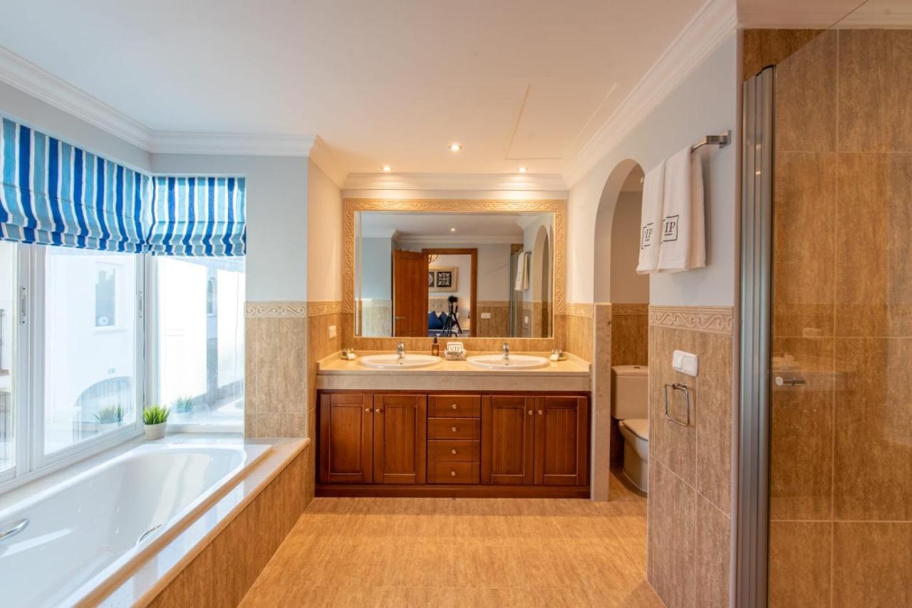 Arcos Gardens - The Townhouse - Luxury Accommodation Arcos de la Frontera Bagian luar foto